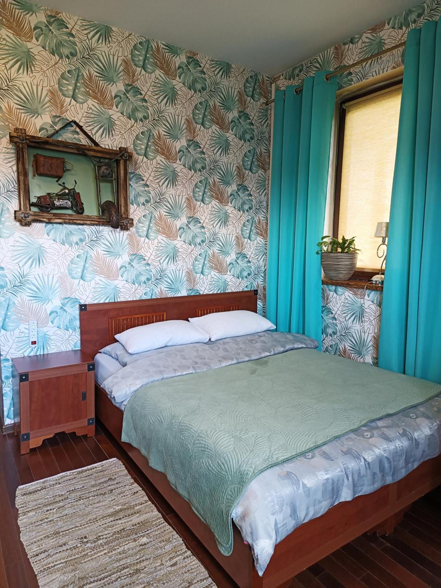 "Route 62" Airport Modlin Villa Golawin Екстериор снимка